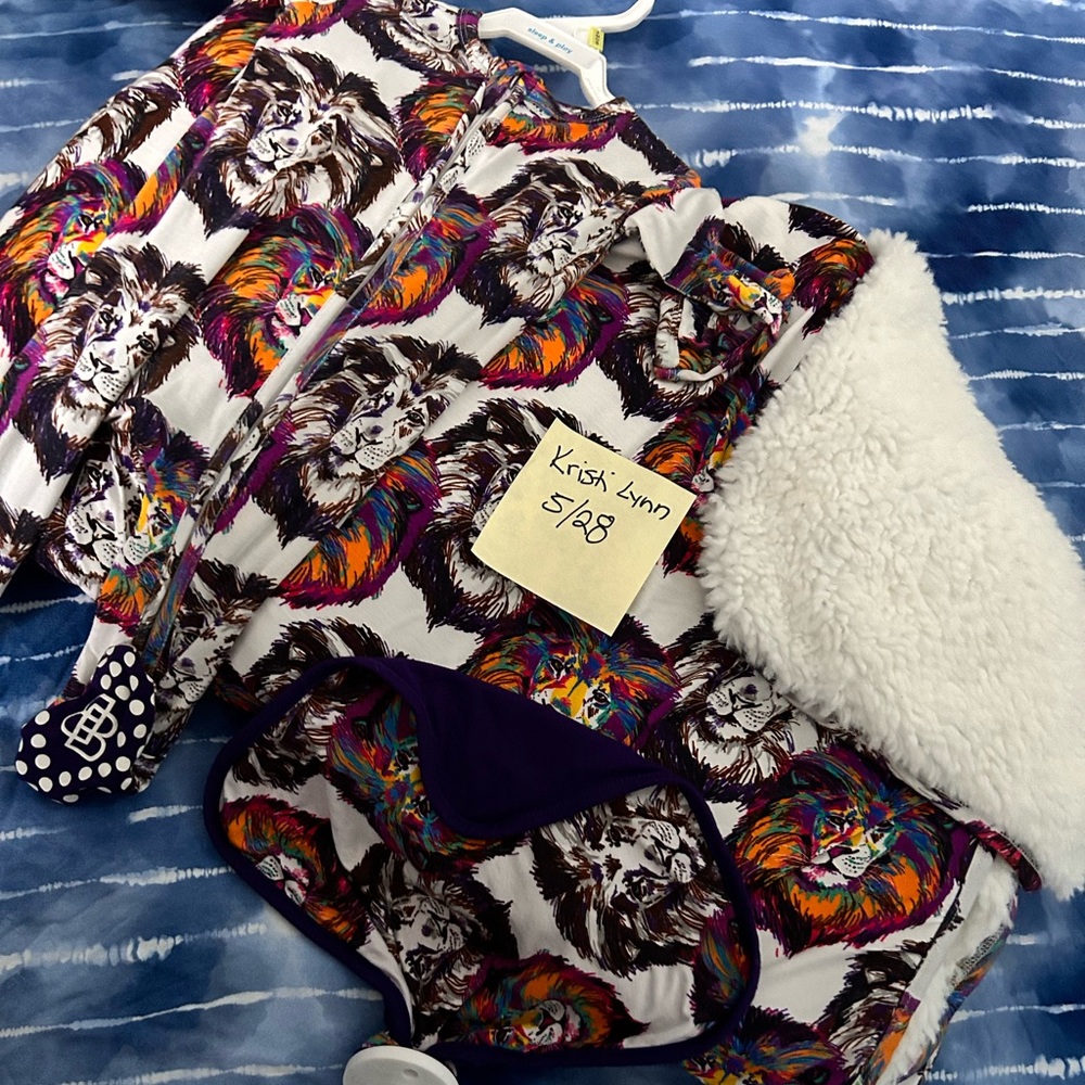 Bums & Roses “I ain’t lion” bundle